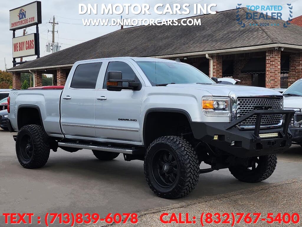 2015 GMC Sierra 2500HD Denali Crew Cab SB 4WD