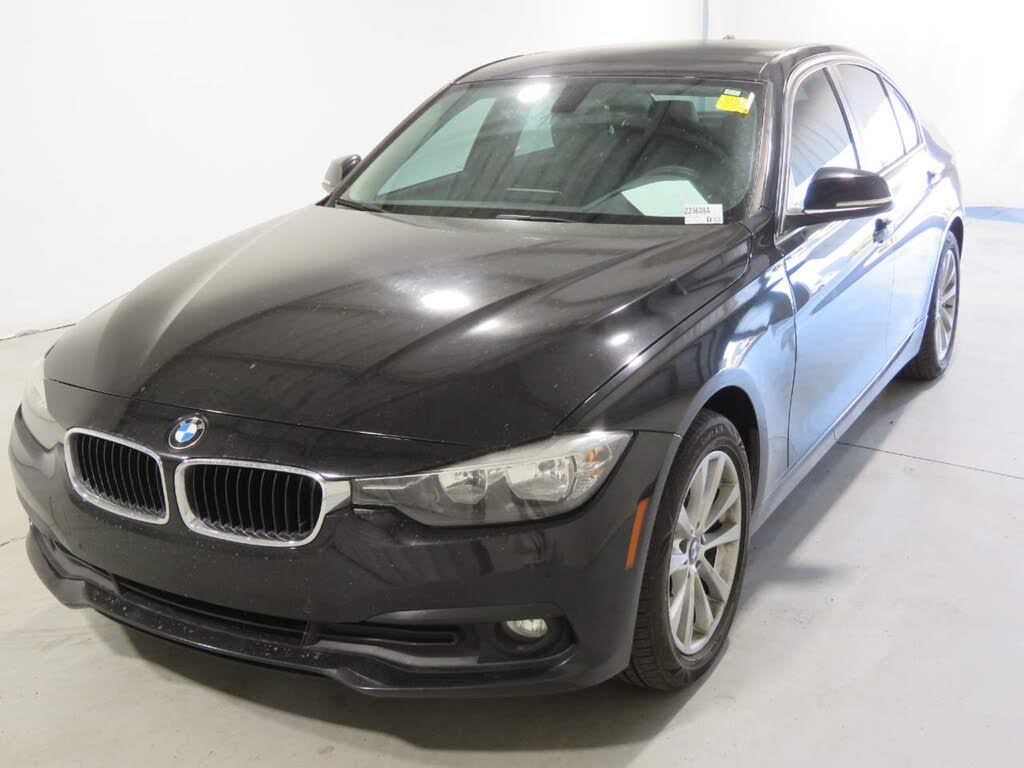 2017 BMW 3 Series 320i Sedan RWD
