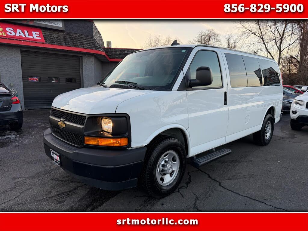 2017 Chevrolet Express 2500 LS RWD