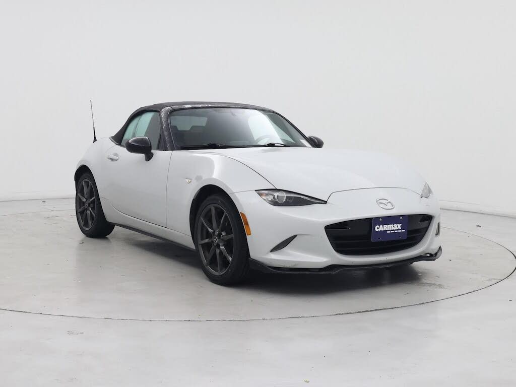 2017 Mazda MX-5 Miata Club RWD