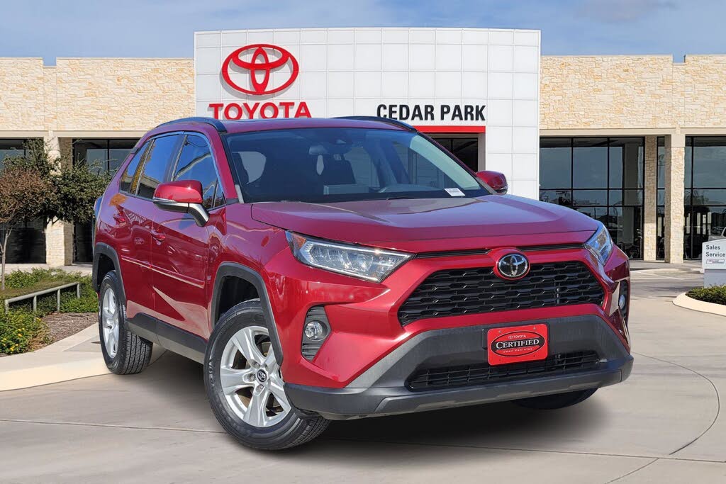 2020 Toyota RAV4 XLE FWD