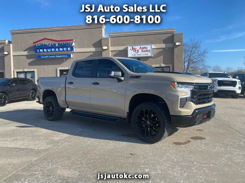 2022 Chevrolet Silverado 1500 LT Trail Boss Crew Cab 4WD