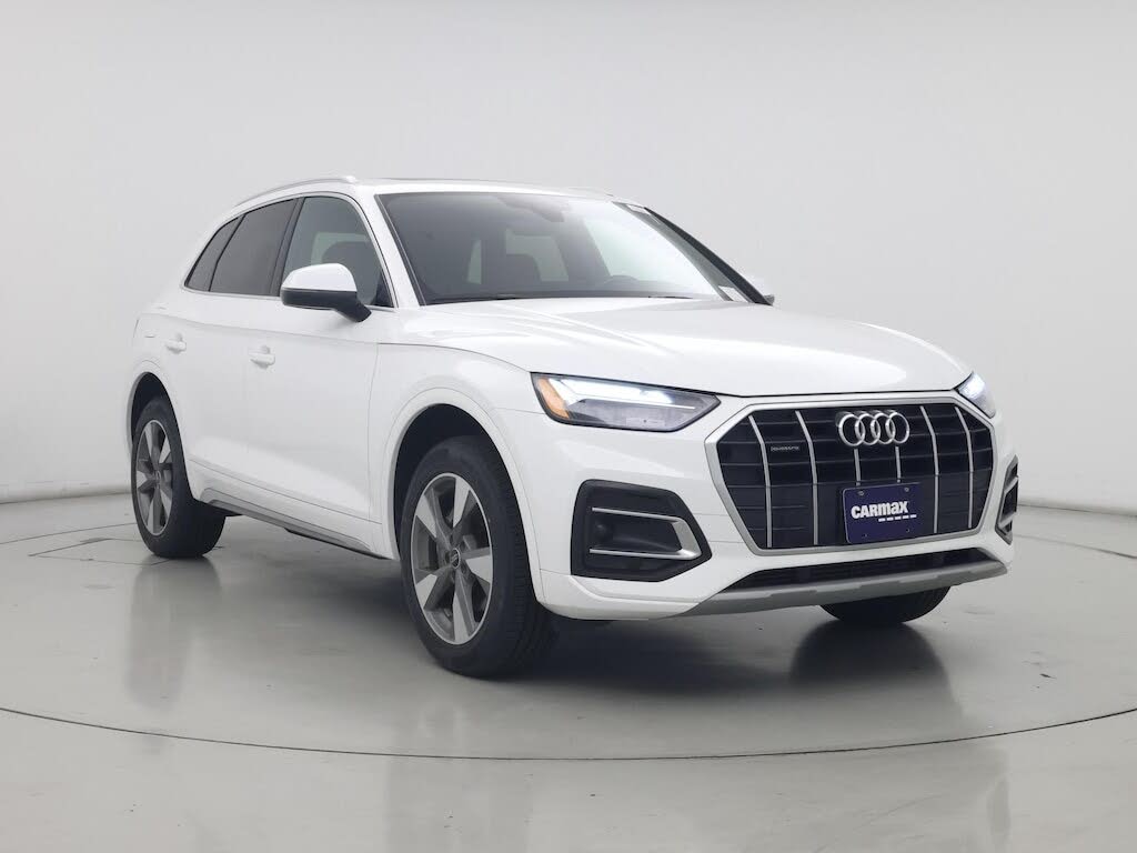 2023 Audi Q5 quattro Premium 40 TFSI