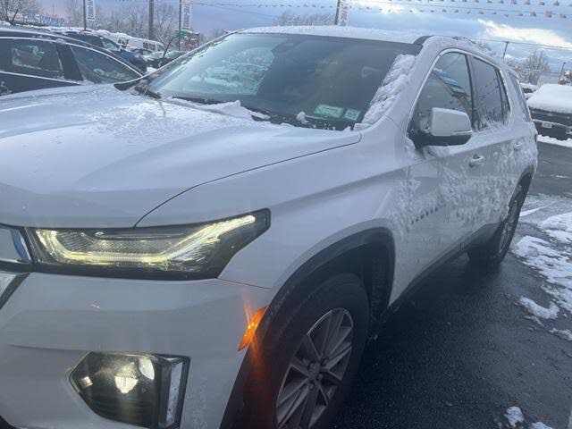 2023 Chevrolet Traverse LT Leather AWD