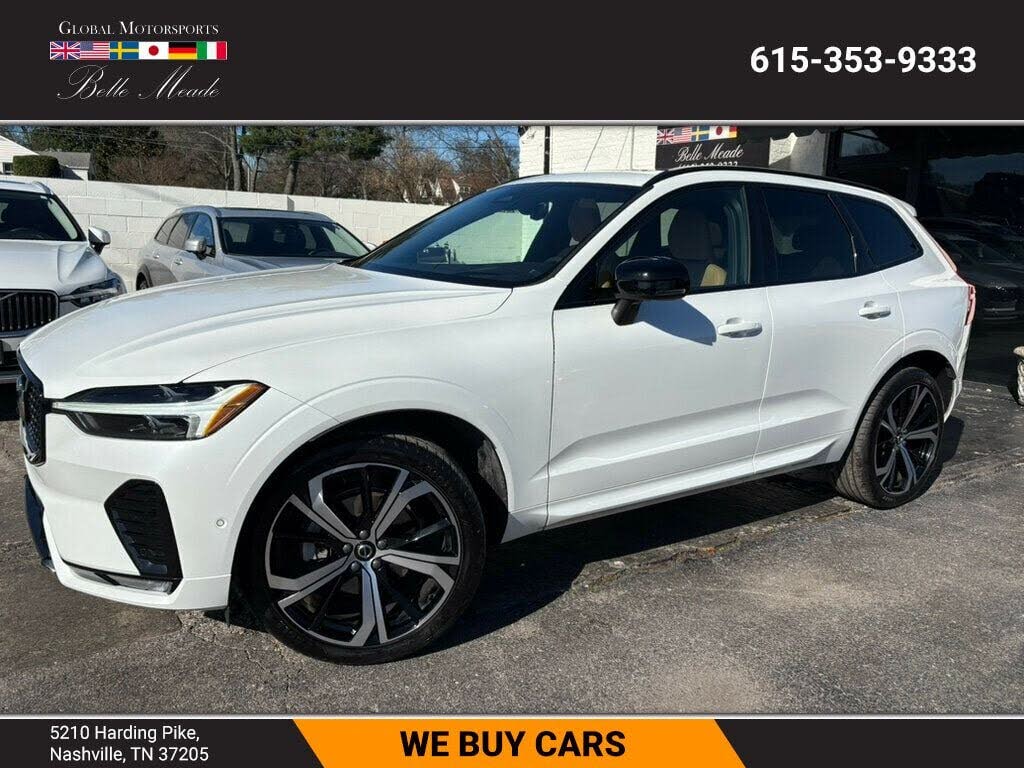 2023 Volvo XC60 B5 Ultimate Dark Theme AWD