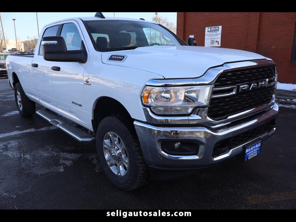 2024 RAM 3500 Big Horn Crew Cab LB 4WD