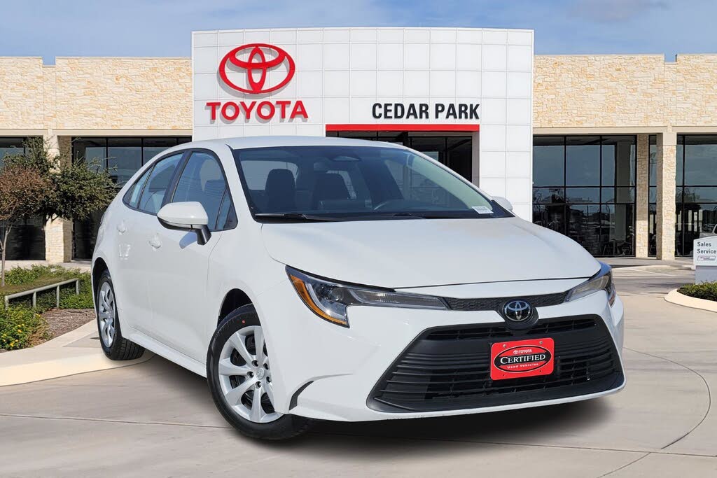 2024 Toyota Corolla LE FWD