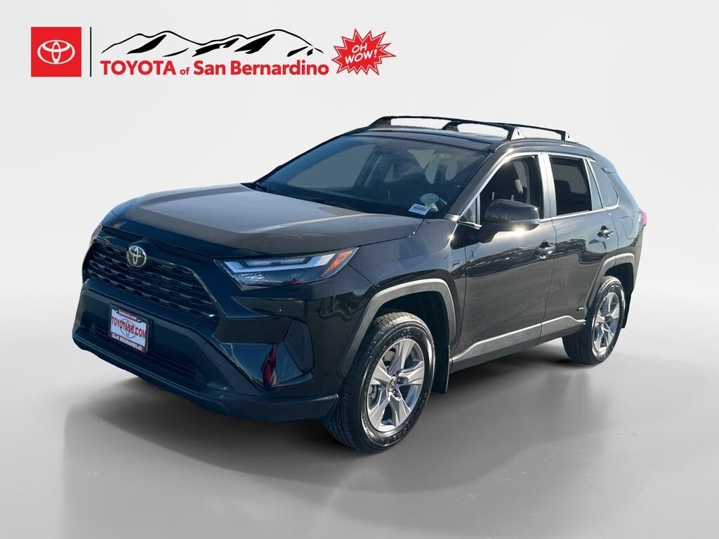 2025 Toyota RAV4 Hybrid XLE AWD