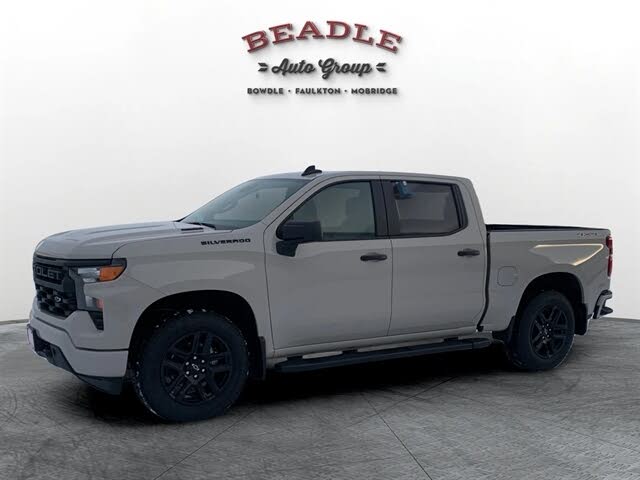 2026 Chevrolet Silverado 1500 Custom Crew Cab 4WD