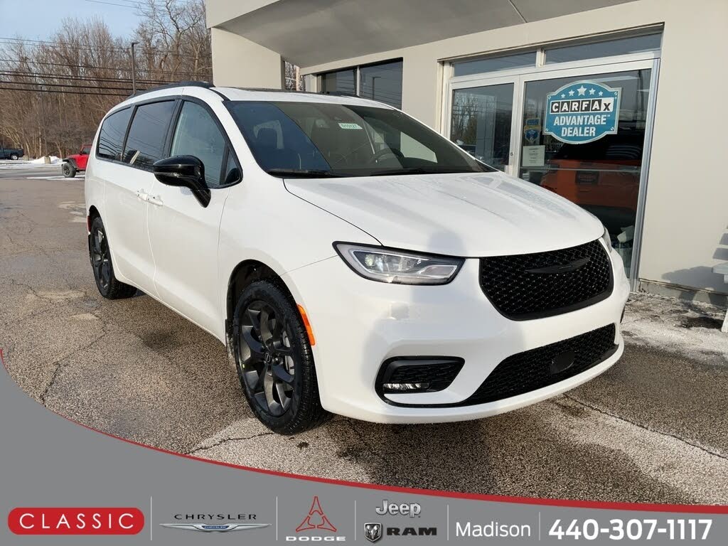 2026 Chrysler Pacifica Limited AWD