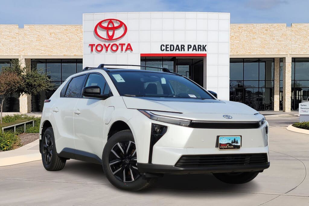 2026 Toyota bZ XLE Plus FWD