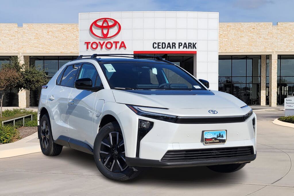 2026 Toyota bZ XLE Plus FWD