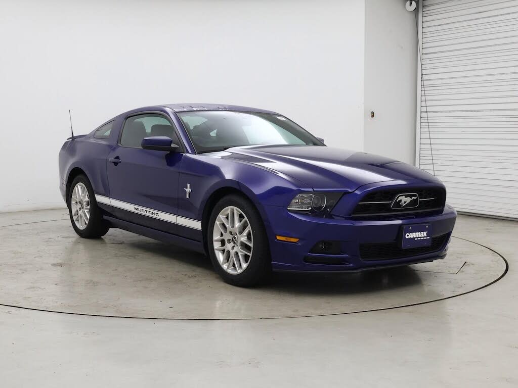 2014 Ford Mustang V6 Premium Coupe RWD