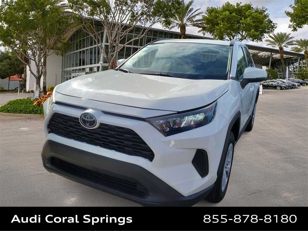 2019 Toyota RAV4 LE FWD