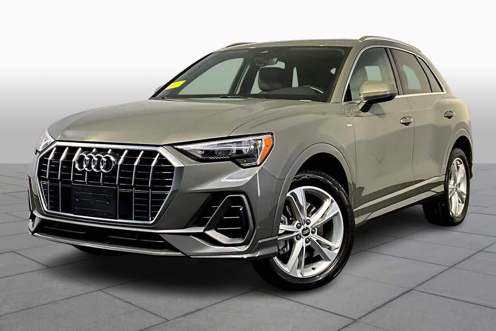 2022 Audi Q3 quattro Premium S Line 45 TFSI