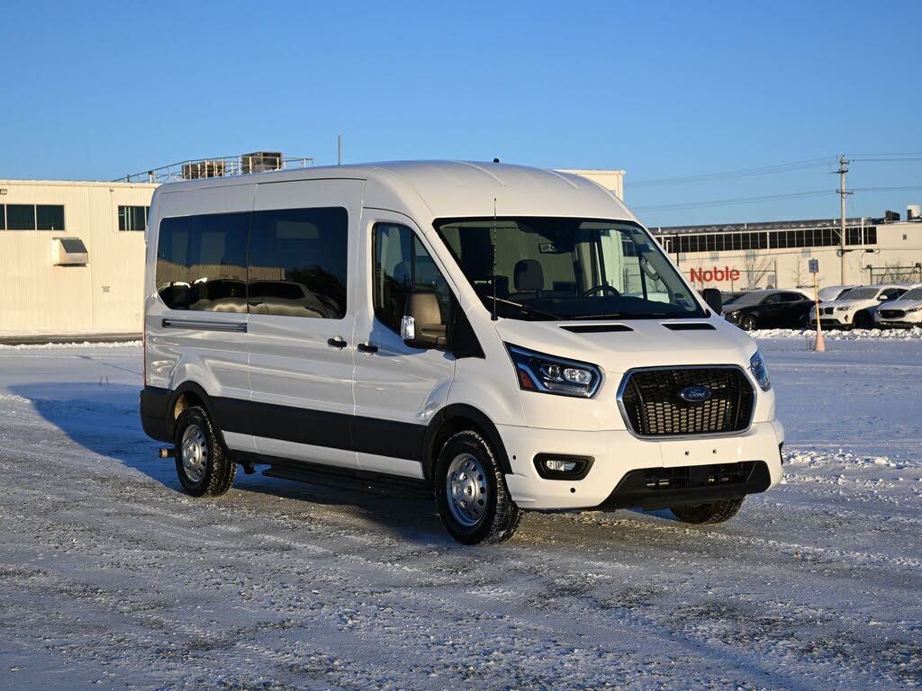 Ford Transit Passenger 350 XLT Medium Roof LB AWD 2024