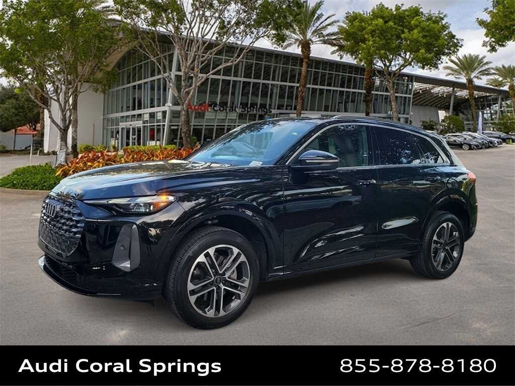 2025 Audi Q5 quattro Premium 40 TFSI