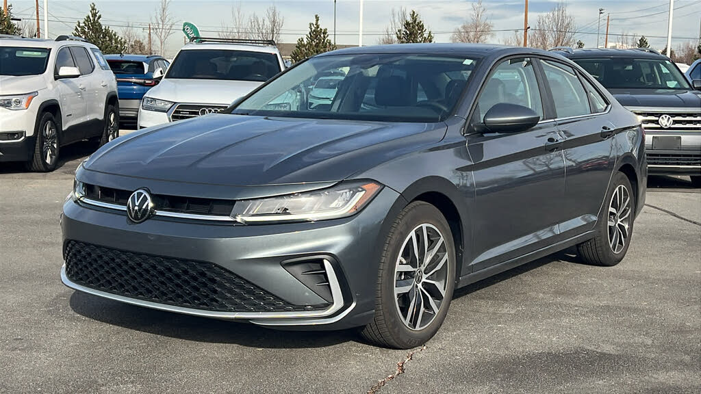 2025 Volkswagen Jetta SE FWD