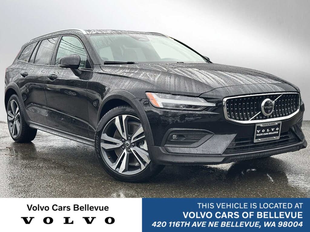 2025 Volvo V60 Cross Country B5 Plus AWD