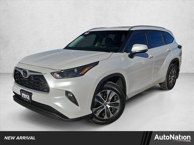 2023 Toyota Highlander XLE AWD