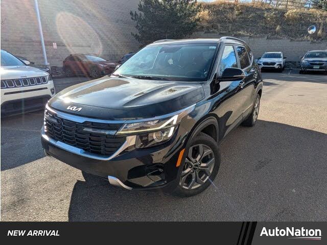 2024 Kia Seltos S FWD