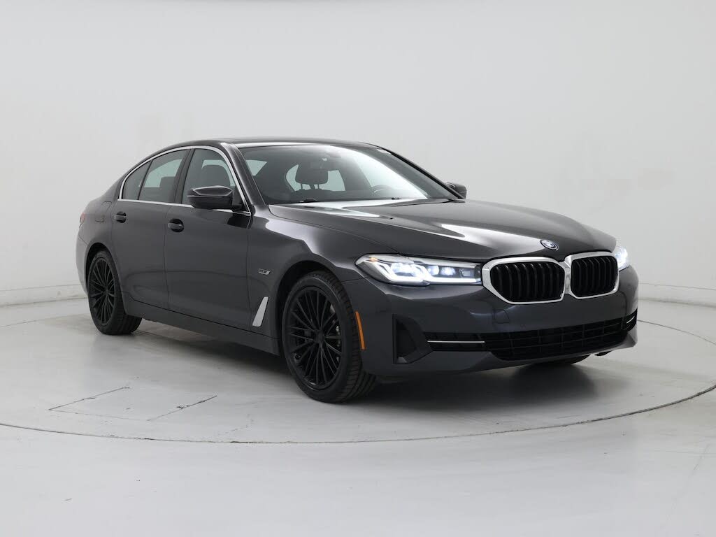 2023 BMW 5 Series 530e xDrive Hybrid Plug-in AWD