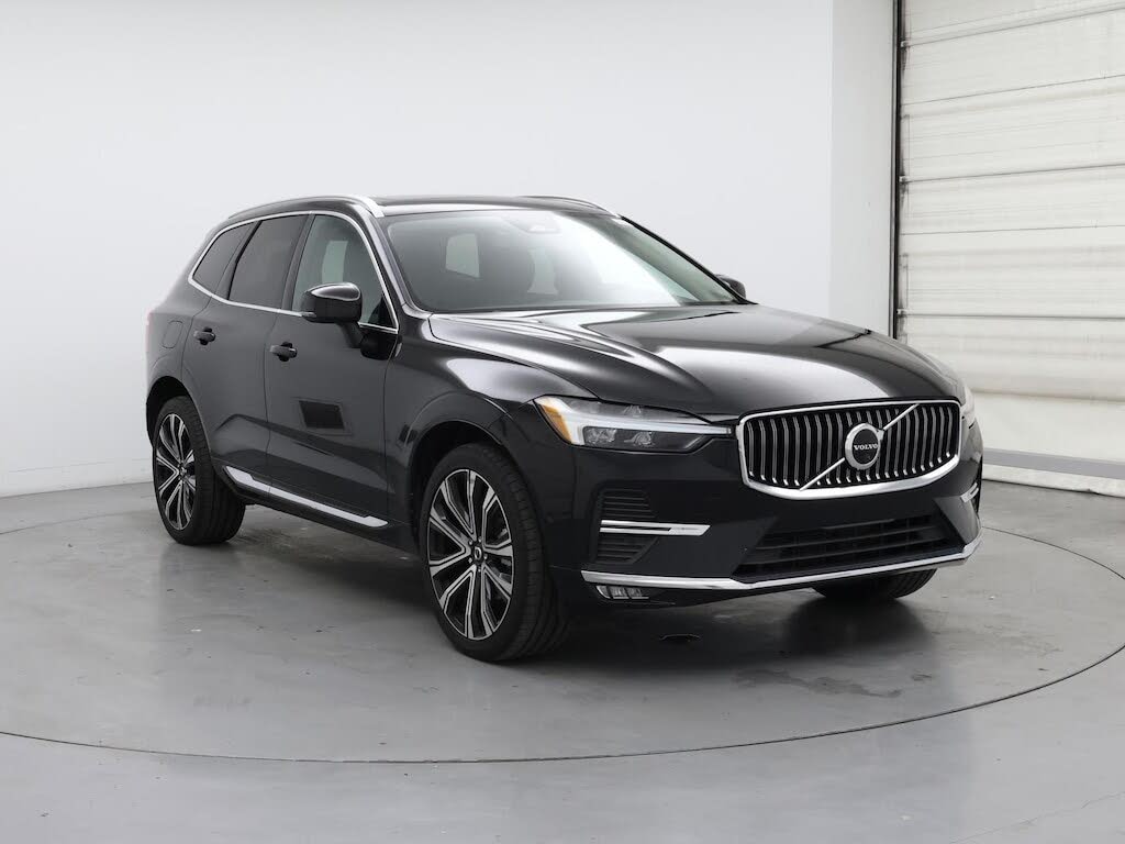 2023 Volvo XC60 B5 Ultimate Bright Theme FWD