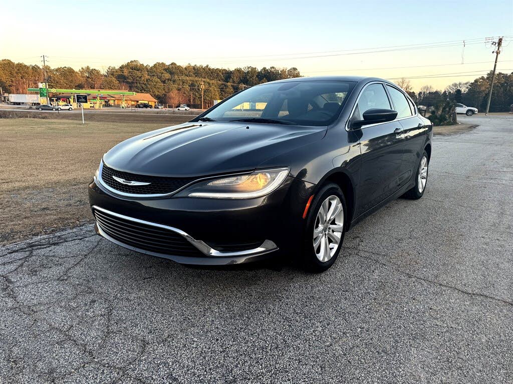 2015 Chrysler 200 Limited Sedan FWD