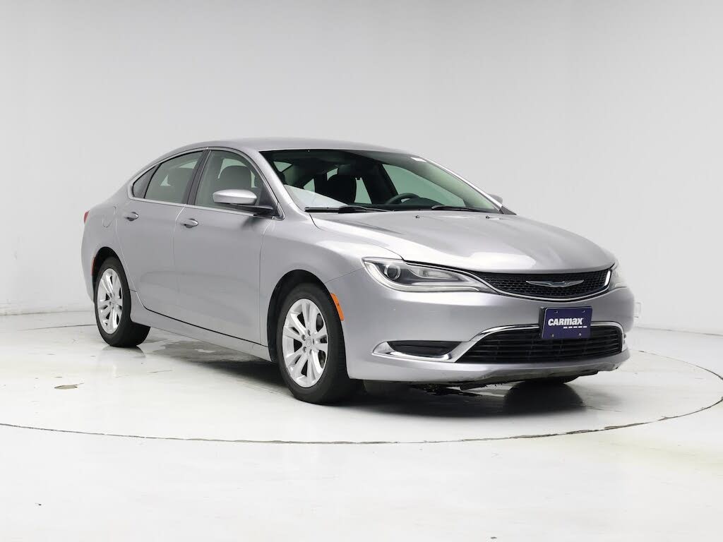 2015 Chrysler 200 Limited Sedan FWD