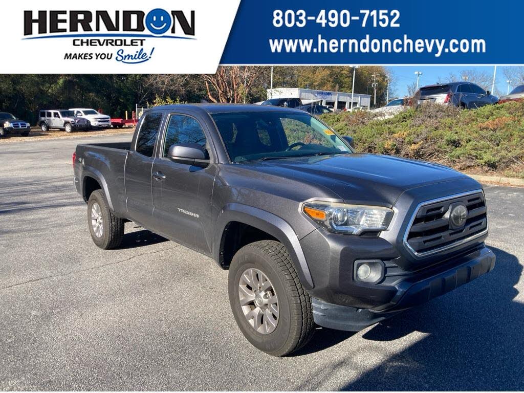 2018 Toyota Tacoma SR5 V6 Access Cab RWD