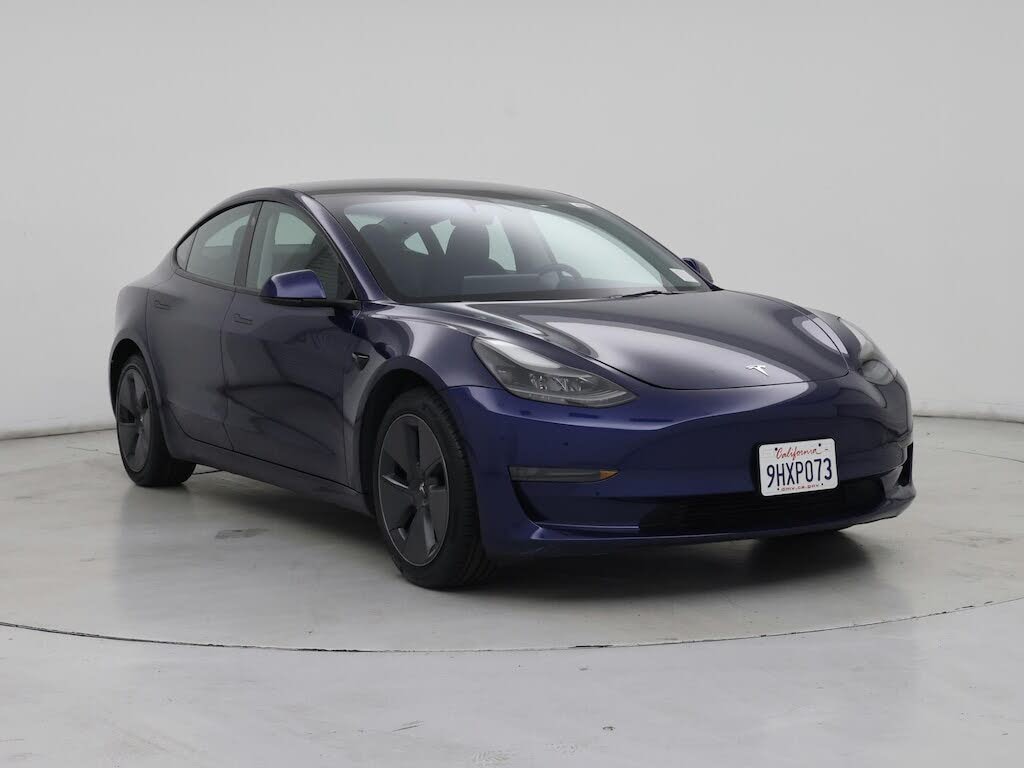 2023 Tesla Model 3 RWD