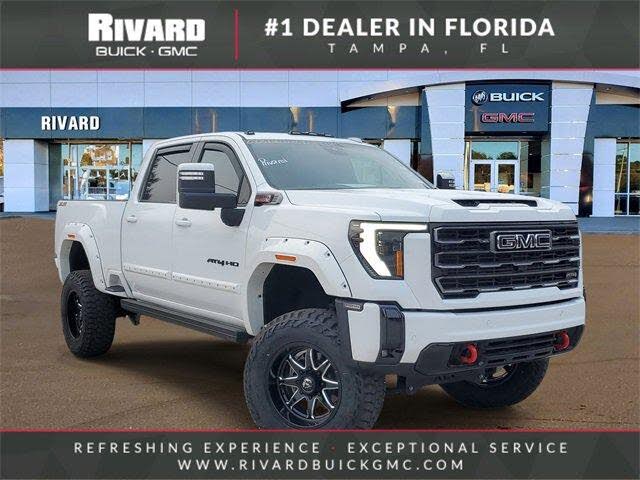 2026 GMC Sierra 2500HD AT4 Crew Cab 4WD