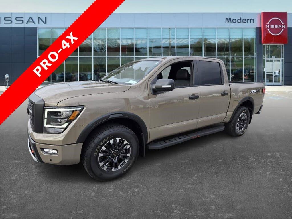 2021 Nissan Titan PRO-4X Crew Cab 4WD