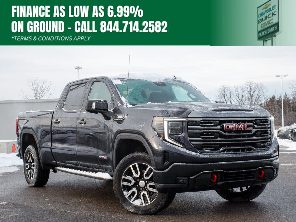 2022 GMC Sierra 1500 AT4 Crew Cab 4WD