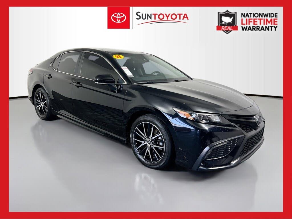 2023 Toyota Camry SE FWD