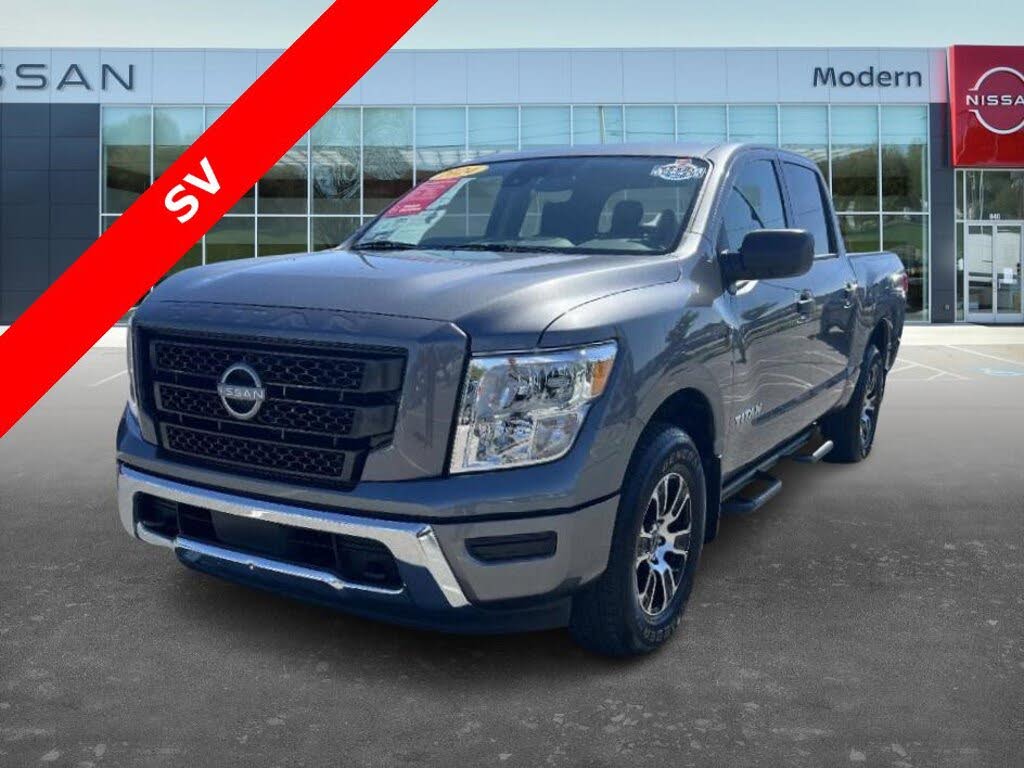 2024 Nissan Titan SV Crew Cab 4WD