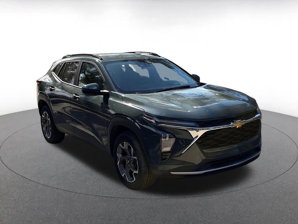 2025 Chevrolet Trax LT FWD