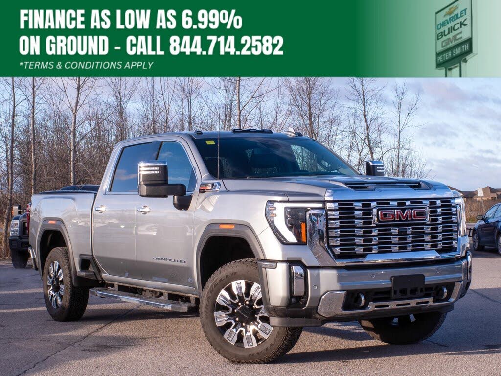 2025 GMC Sierra 2500HD Denali Crew Cab 4WD