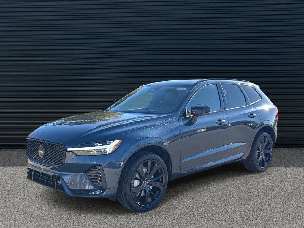 2026 Volvo XC60 B5 Ultra Black Edition AWD