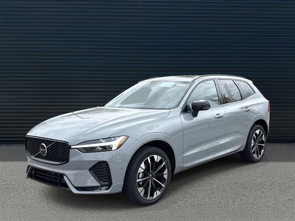 2026 Volvo XC60 B5 Plus AWD