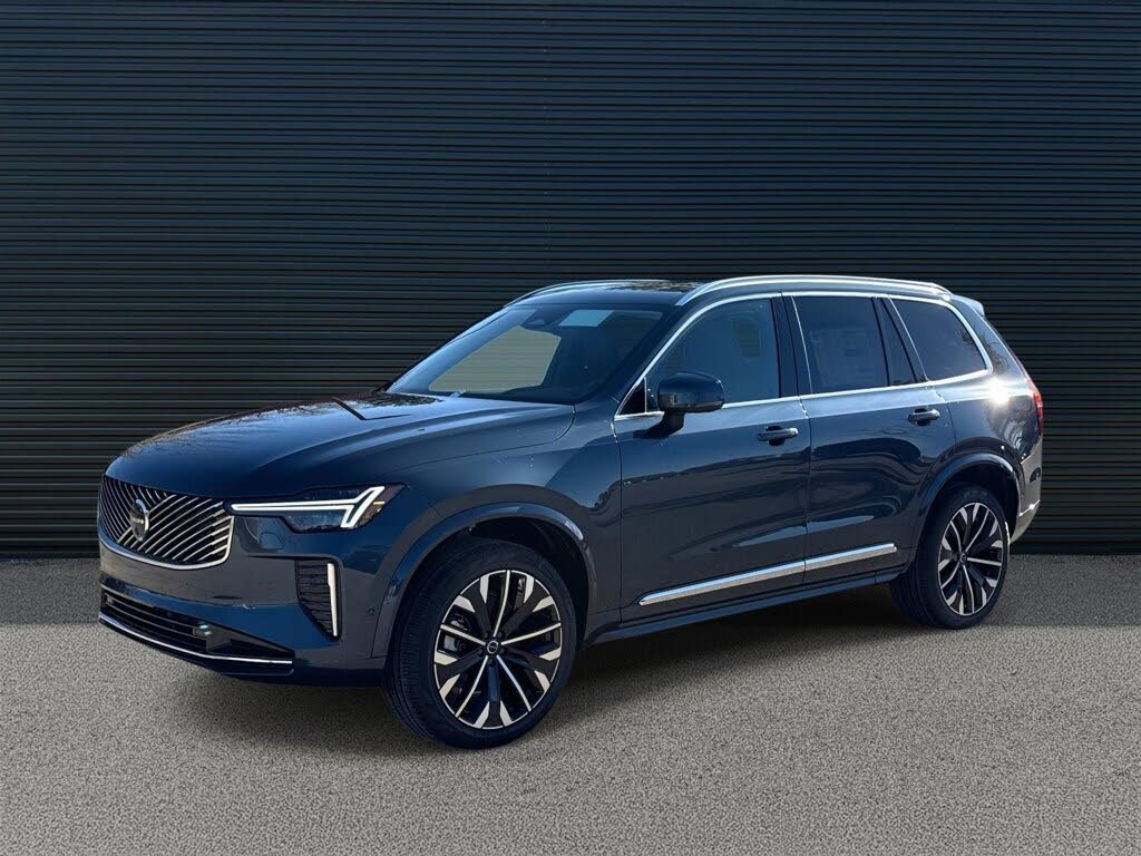 2026 Volvo XC90 B6 Plus 7-Passenger AWD