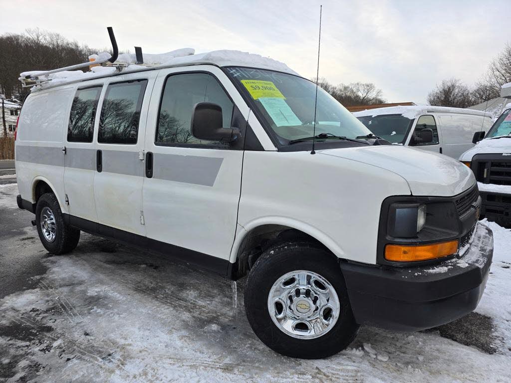 2011 Chevrolet Express Cargo 2500 RWD