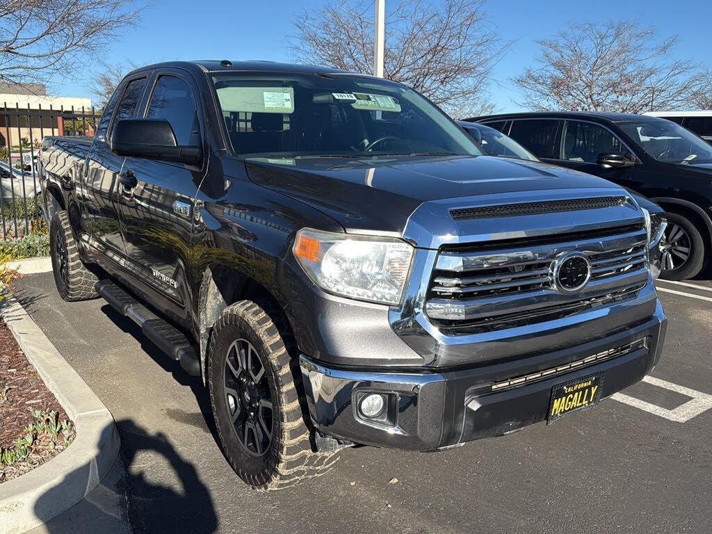 2016 Toyota Tundra SR5 Double Cab 5.7L 4WD
