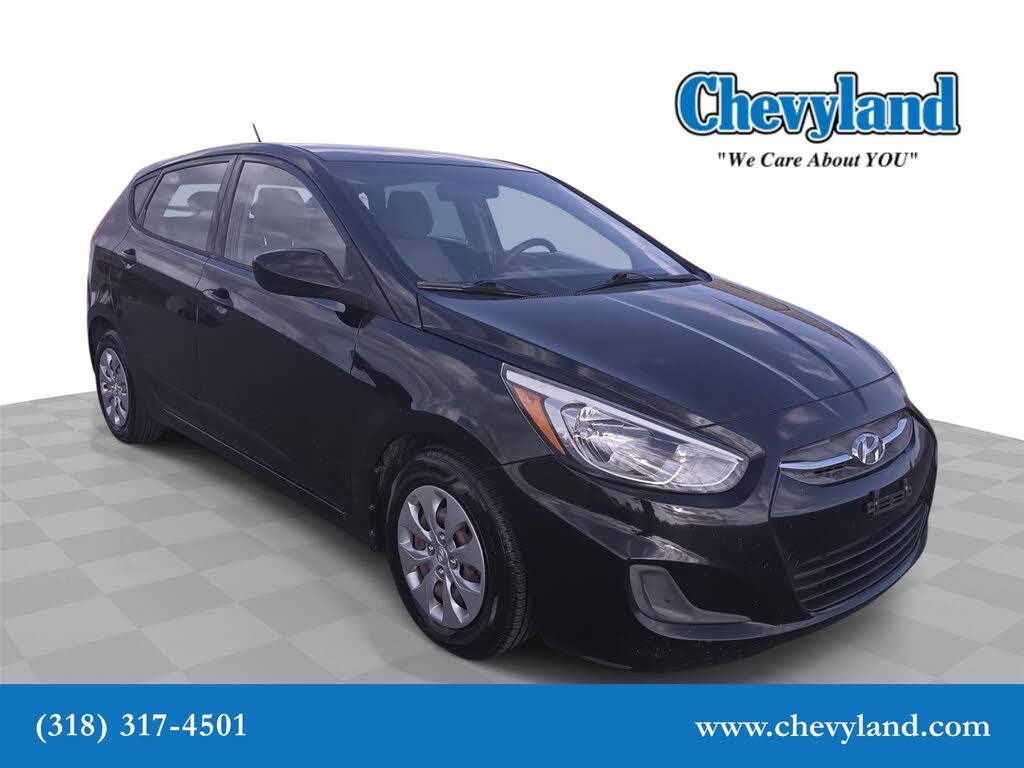 2017 Hyundai Accent SE 4-Door Hatchback FWD