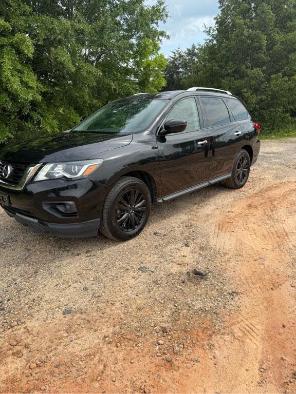 2019 Nissan Pathfinder SV FWD