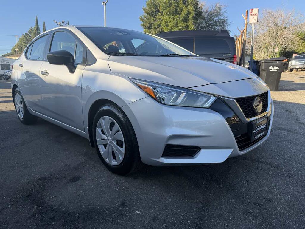 2021 Nissan Versa S FWD