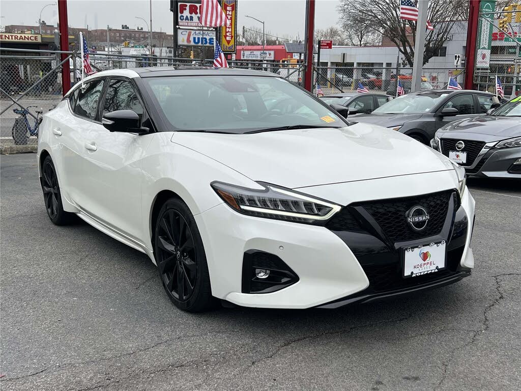 2023 Nissan Maxima SR FWD