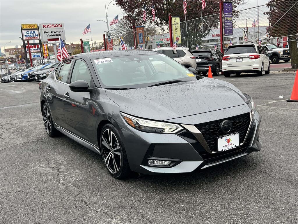 2023 Nissan Sentra SR FWD