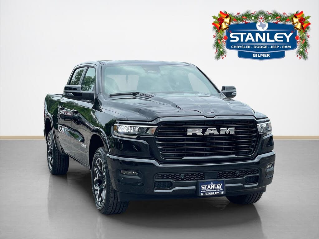2025 RAM 1500 Laramie Crew Cab 4WD