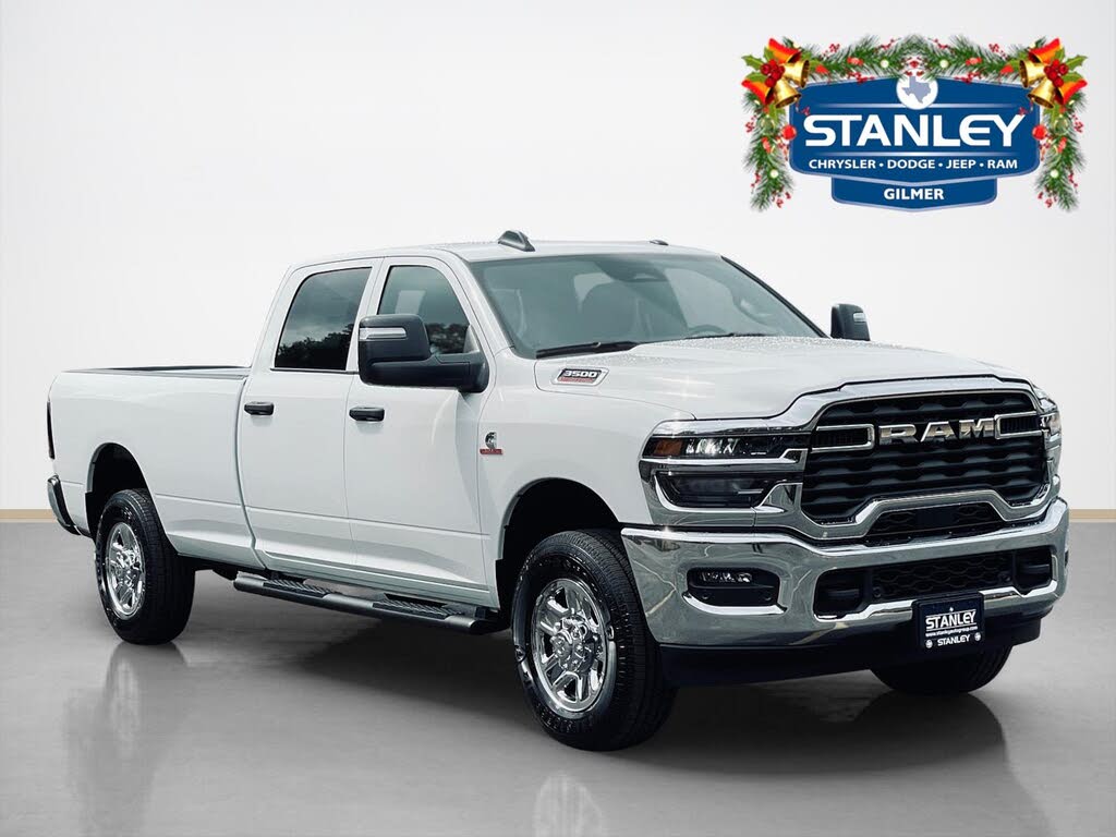 2025 RAM 3500 Tradesman Crew Cab LB 4WD